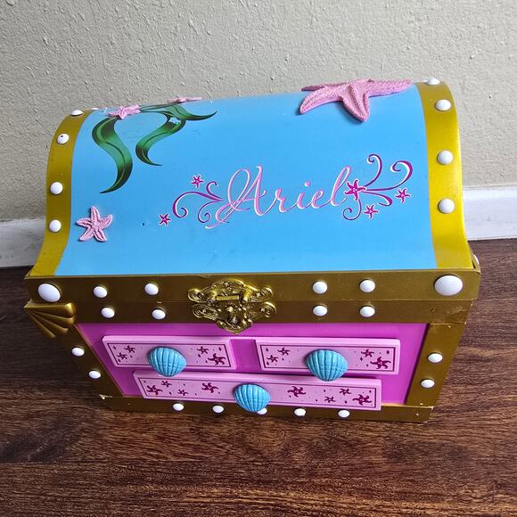 Disney Little Mermaid Special Edition Treasure Chest Musical Jewelry Box RARE - Picture 1 of 11